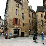 Le Royere Daire